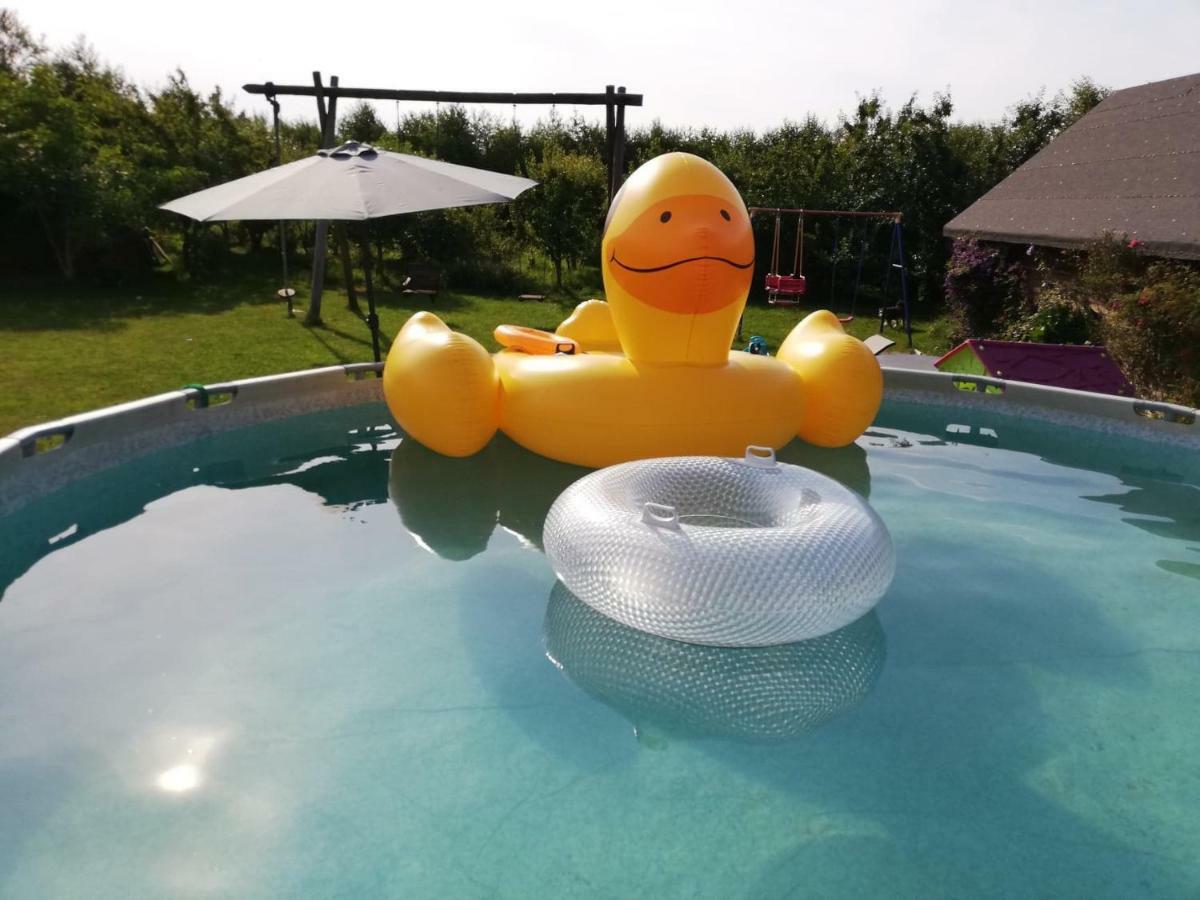 Zielona Dolina U Kasi Hotell Ustka Exteriör bild