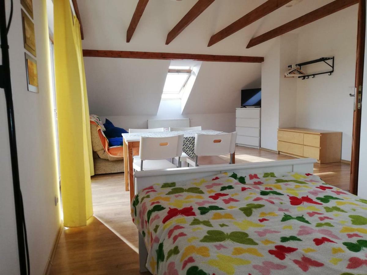 Zielona Dolina U Kasi Hotell Ustka Exteriör bild